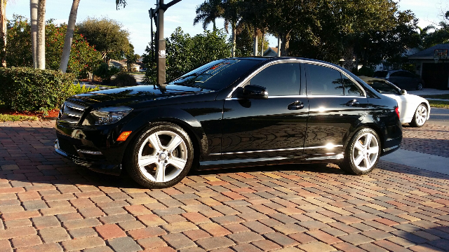 900x500